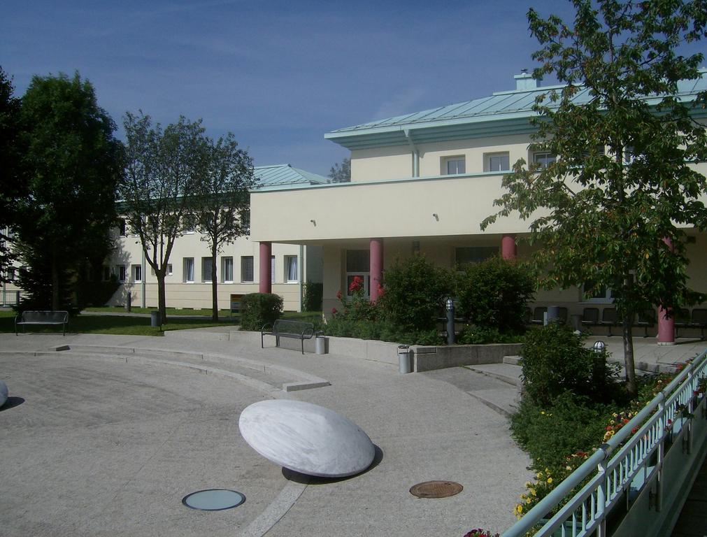 Hostel Obertrum Exteriör bild