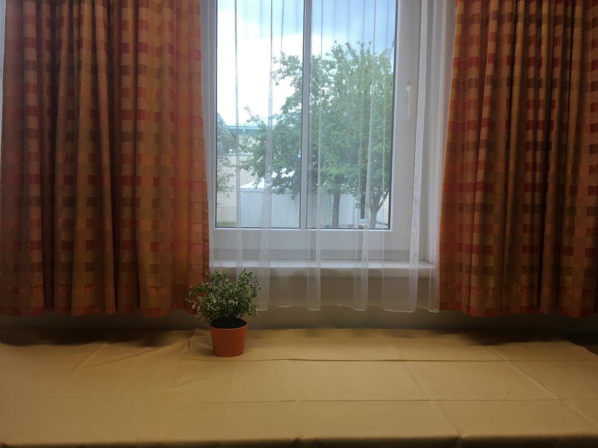 Hostel Obertrum Exteriör bild