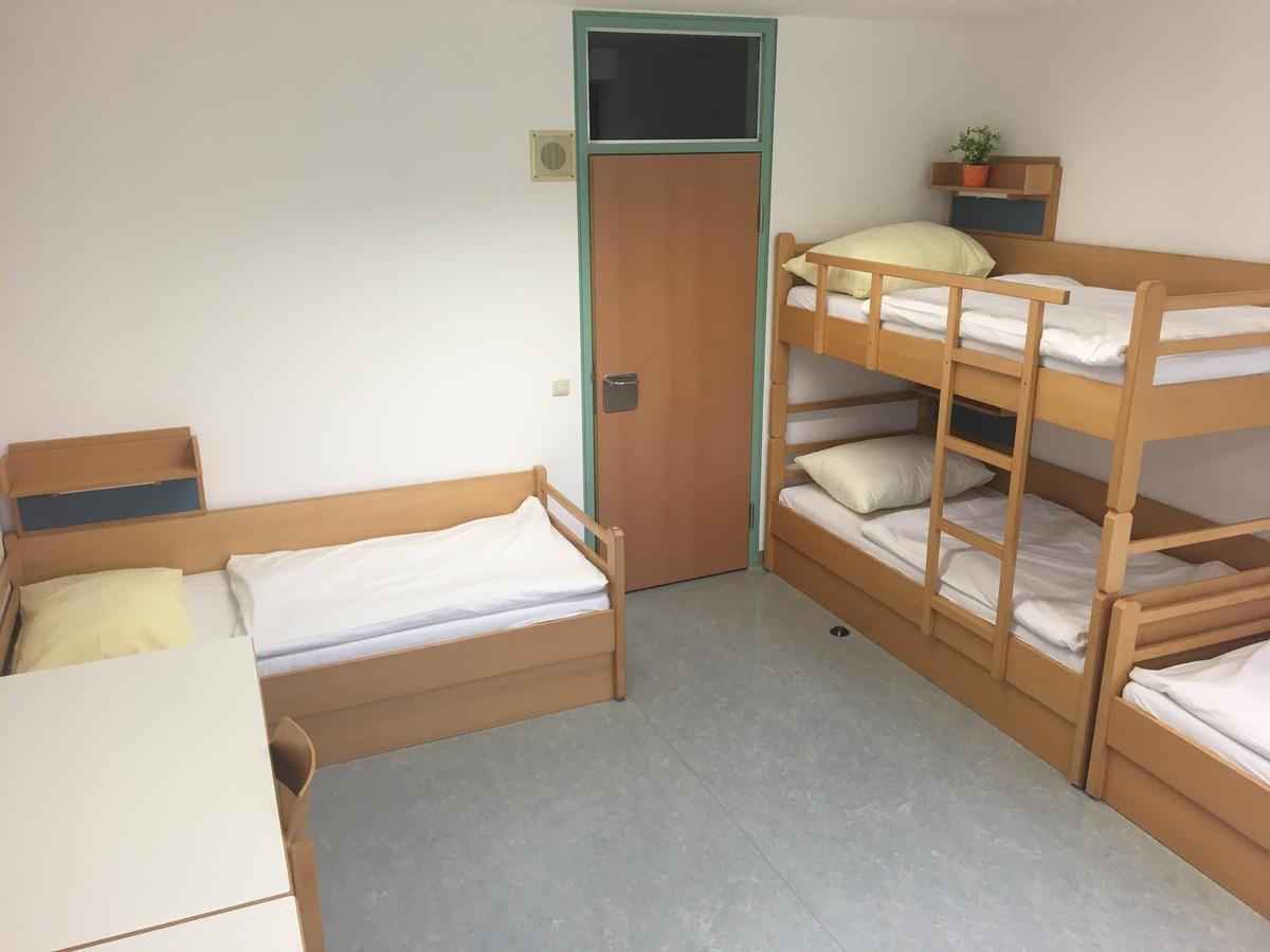 Hostel Obertrum Exteriör bild
