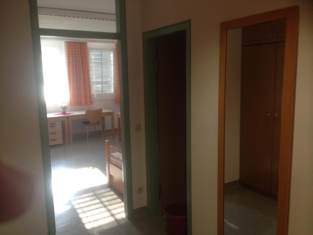 Hostel Obertrum Exteriör bild