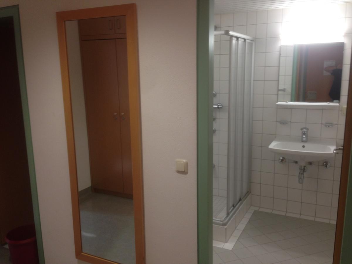 Hostel Obertrum Exteriör bild